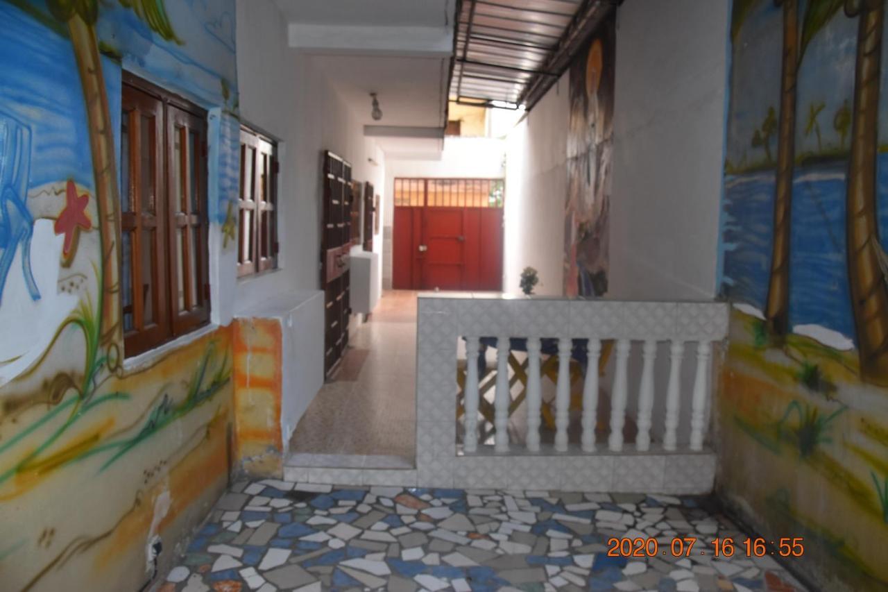 Hotel Residence Georges Colette Yopougon Ngoại thất bức ảnh